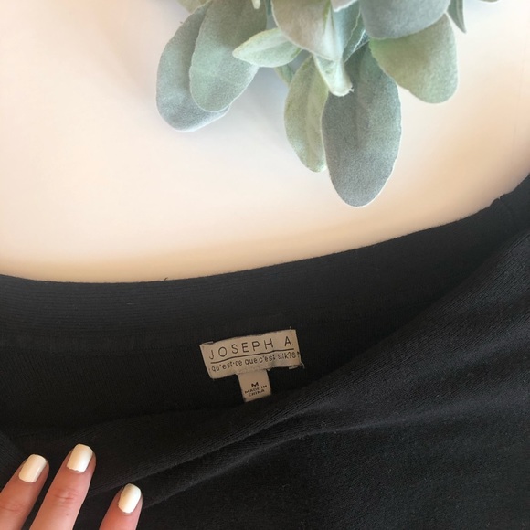 Joesph A Off-Shoulder Top - Picture 7 of 7